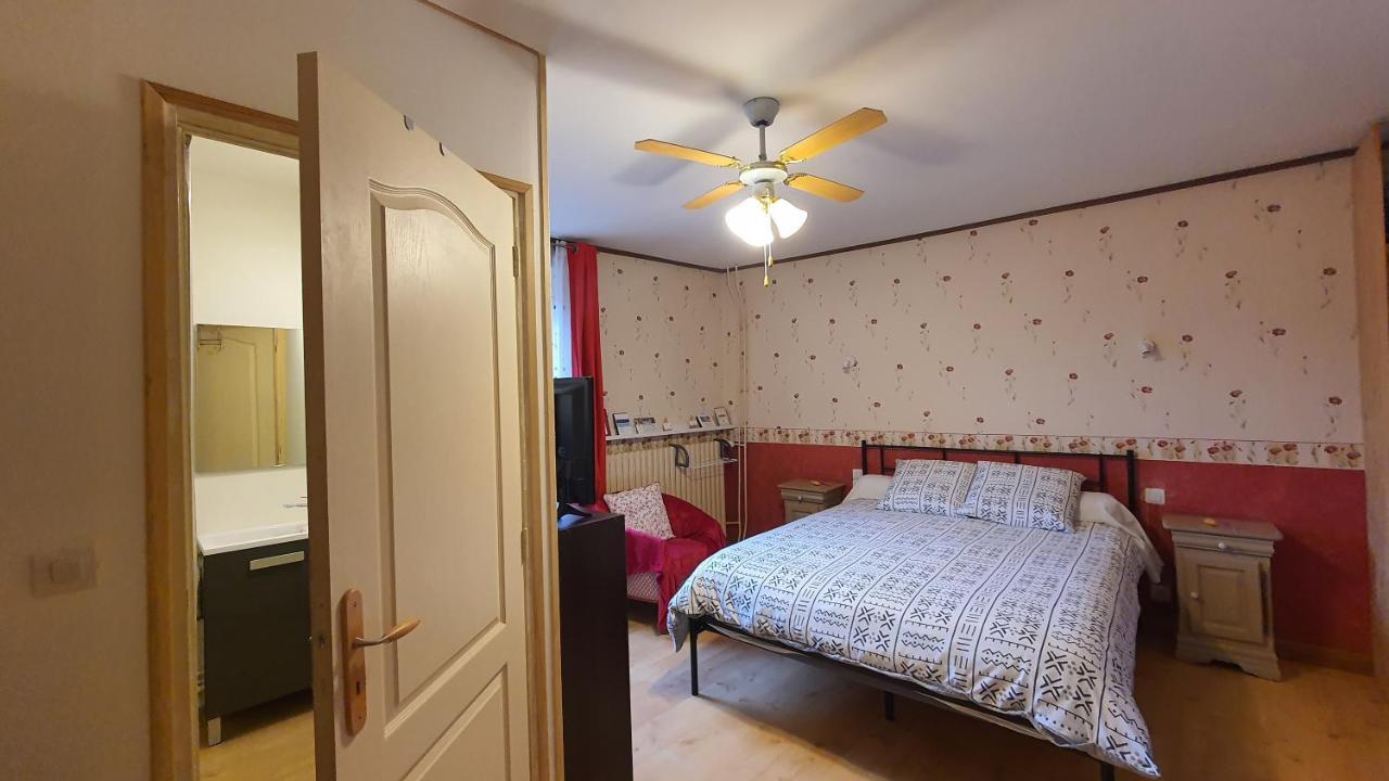 La Grange Des Roches Roses Bed & Breakfast Anchenoncourt-et-Chazel Luaran gambar